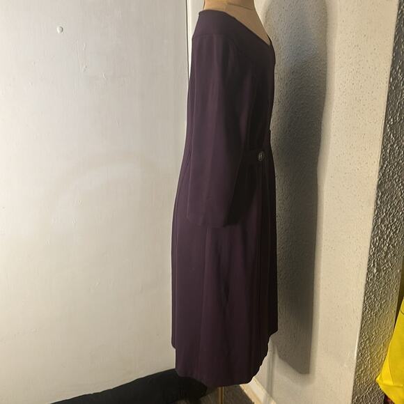 A Pea in a Pod Women’s Purple Midi Maternity Dress M Comfy Cozycore Classic - Picture 3 of 12